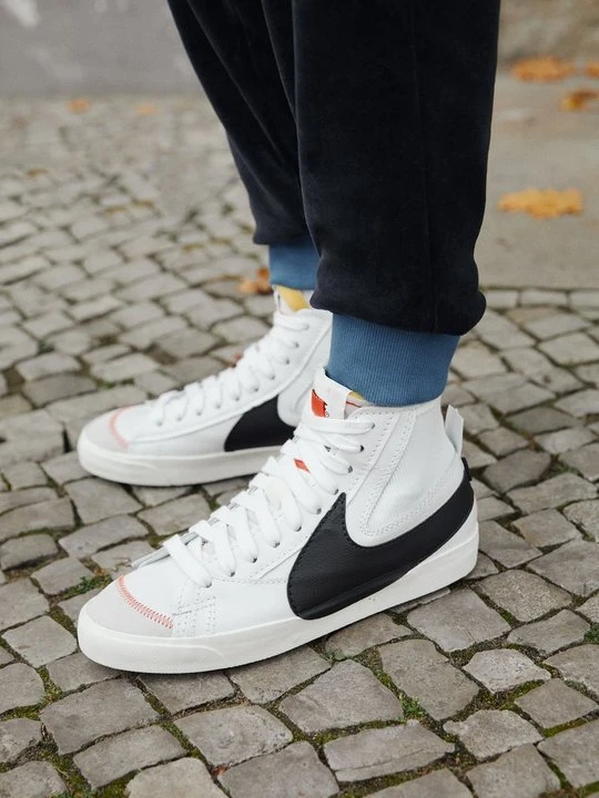 Zdjęcie produktu Sneakersy wysokie Nike biały