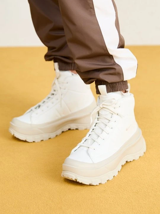 Zdjęcie produktu Sneakersy wysokie Nike biały