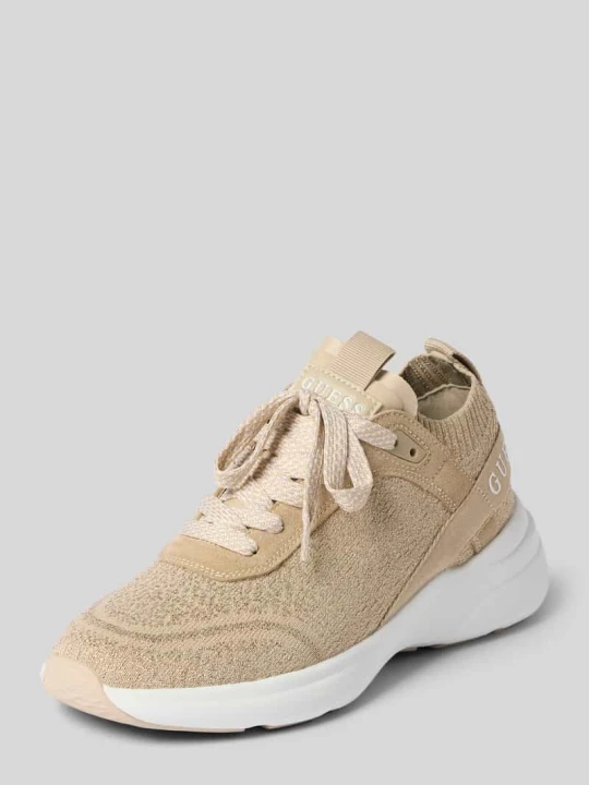 Zdjęcie produktu sneakersy z detal z logo model 'Mildrid' Guess Biały
