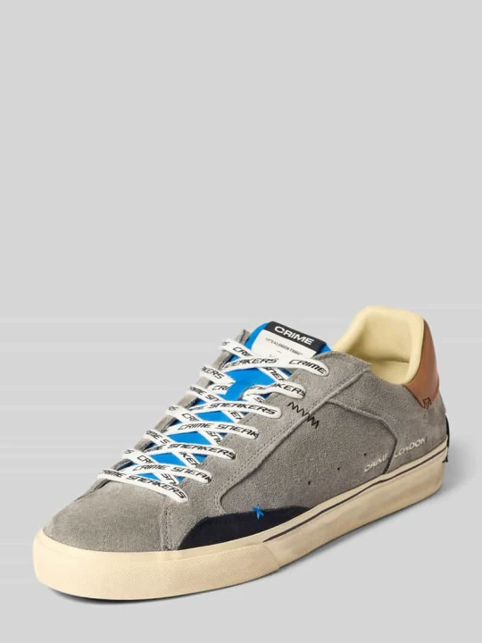 Zdjęcie produktu Sneakersy z detalami z logo marki Crime London Średnioszary