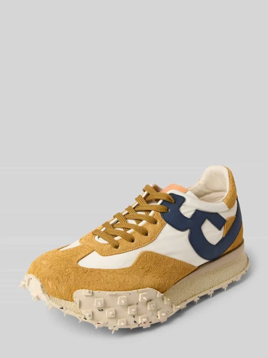 Zdjęcie produktu Sneakersy z mieszanki skóry i tkaniny z profilowaną podeszwą Barracuda Koniakowy
