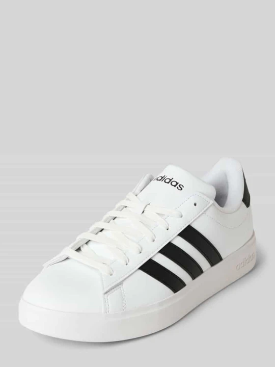 Zdjęcie produktu Sneakers z nadrukiem z logo model 'GRAND COURT 2.0' Adidas Biały