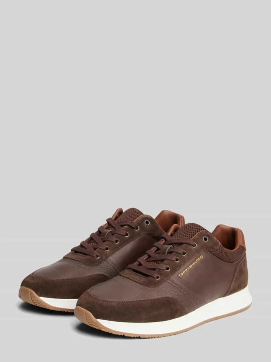 Zdjęcie produktu Sneakersy z naturalnej skóry z napisem z logo Tommy Hilfiger Ciemnobrązowy