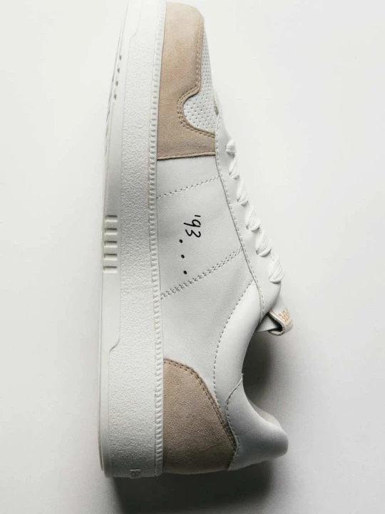 Zdjęcie produktu Sneakersy ze skóry i zamszu Patrizia Pepe biały