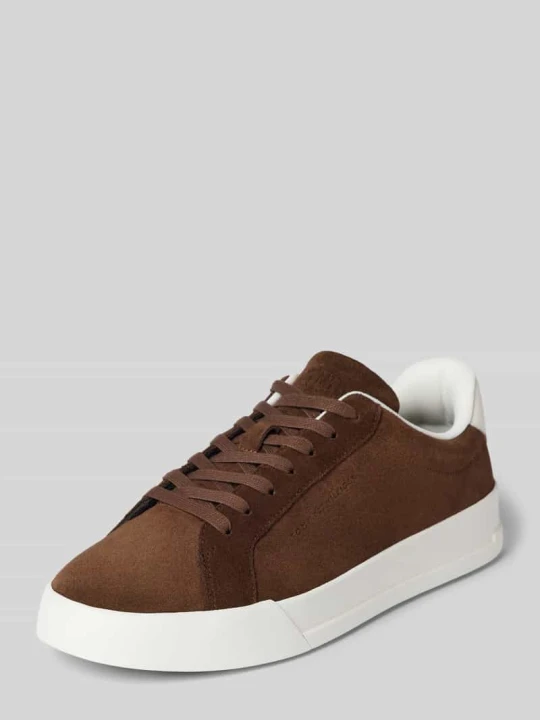 Zdjęcie produktu Sneakersy ze skóry z detalami z logo model ‘COURT BETTER’ Tommy Hilfiger Ciemnobrązowy