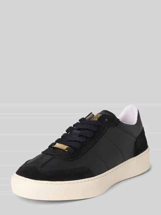 Zdjęcie produktu Sneakersy ze skóry z detalem z logo model 'Lyonell' Steve Madden Czarny