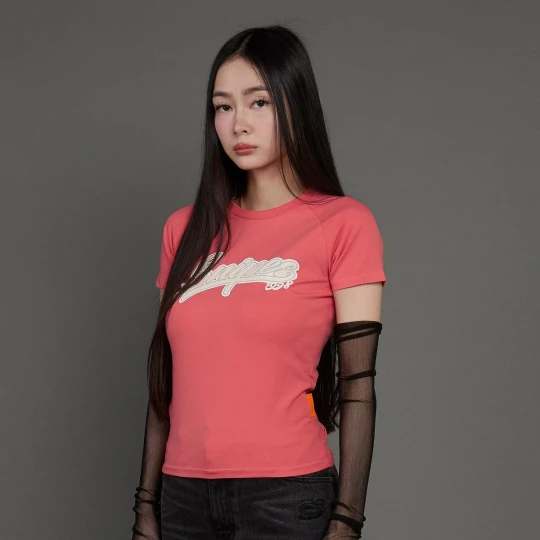 Zdjęcie produktu Snipes Varsity Raglan Tight Tee czerwony