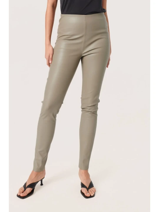 Zdjęcie produktu Soaked in Luxury Legginsy "Soaked in Luxury" w kolorze jasnobrązowym ze skóry syntetycznej rozmiar: S