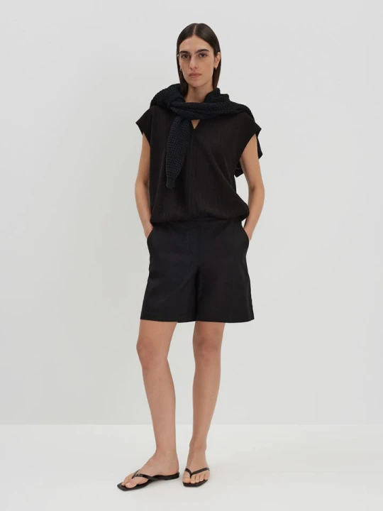 Zdjęcie produktu Someday Bluza "Ubecca" w kolorze czarnym rozmiar: 42
