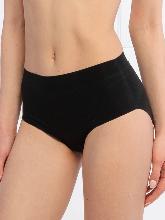 Zdjęcie produktu Spanx Figi Undie-tectable czarny