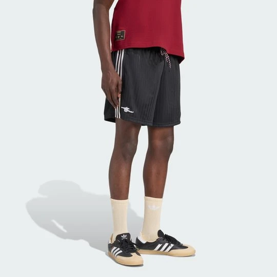 Zdjęcie produktu Spodenki Arsenal Terrace Icons Adidas czarny