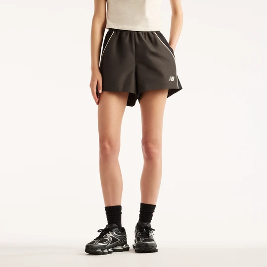 Zdjęcie produktu Spodenki damskie New Balance WB6260DMBLK – brązowe