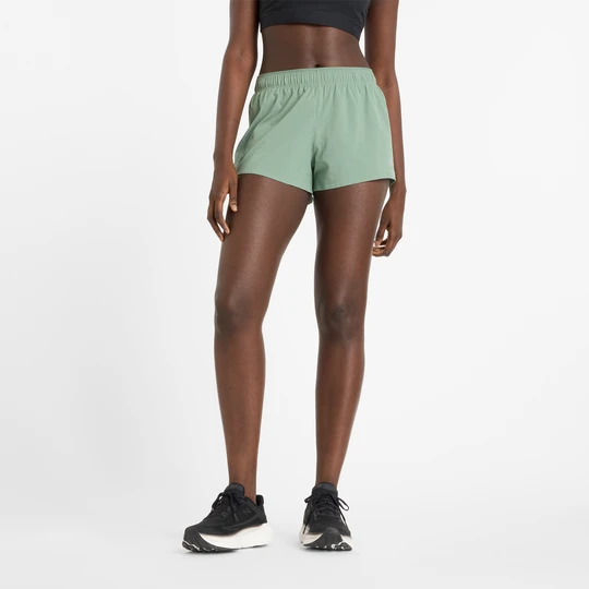 Zdjęcie produktu Spodenki damskie New Balance WS41286DKJ – zielone