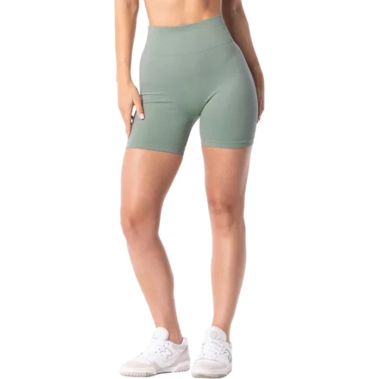 Zdjęcie produktu Spodenki damskie Simply Seamless Shorts Carpatree Zielony