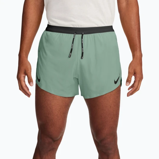 Zdjęcie produktu Spodenki do biegania męskie Nike AeroSwift Dri-Fit ADV 4" steam / black Zielony