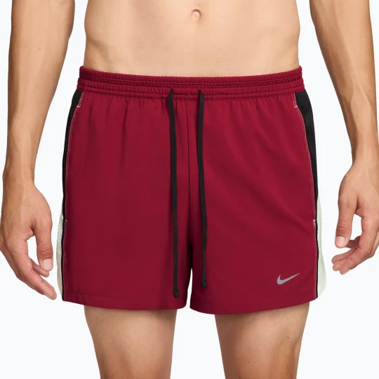 Zdjęcie produktu Spodenki do biegania męskie Nike Retro Dri-Fit Brief-Lined 4" team crimson / black Czerwony