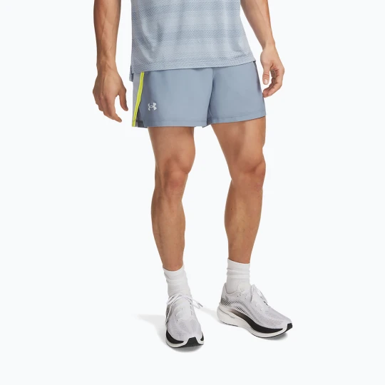 Zdjęcie produktu Spodenki do biegania męskie Under Armour Launch 5" Shorts blue wind / flash light / reflective