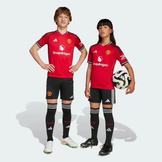 Zdjęcie produktu Spodenki domowe Manchester United 25/26 Adidas czarny
