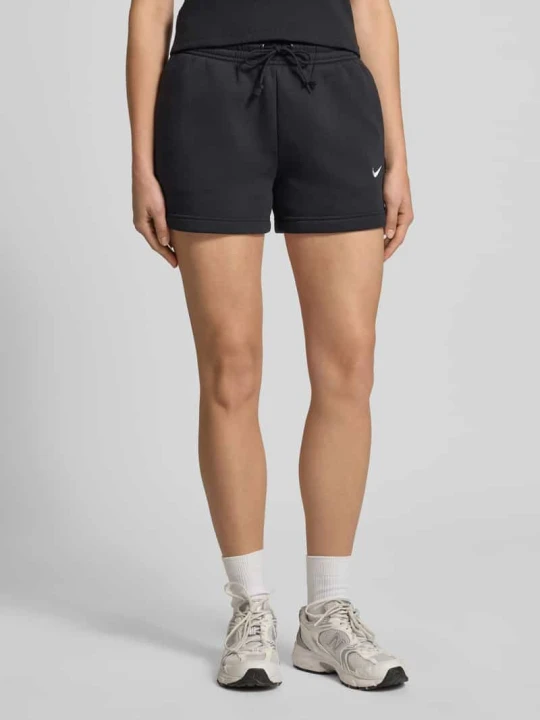 Zdjęcie produktu Spodenki dresowe z logo model 'Phoenix' Nike Czarny