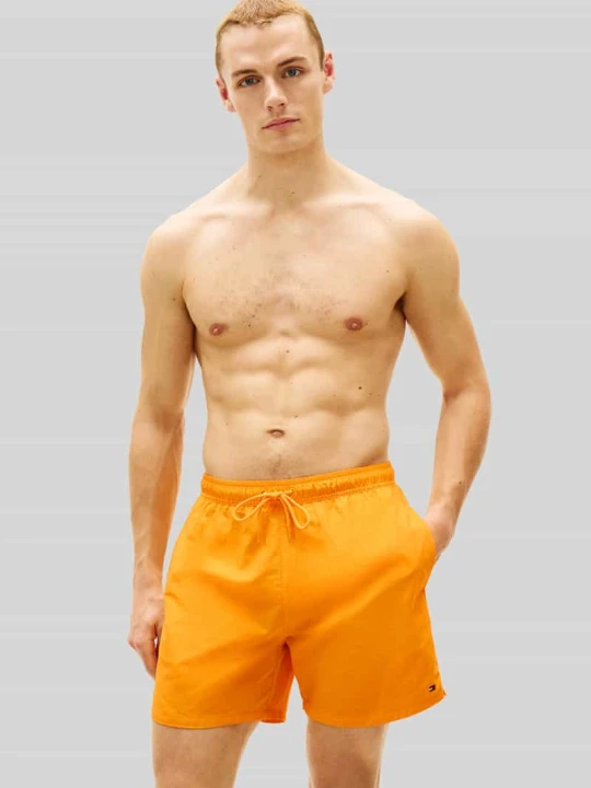 Zdjęcie produktu Spodenki kąpielowe o kroju regular fit z wyhaftowanym logo Tommy Hilfiger Morelowy
