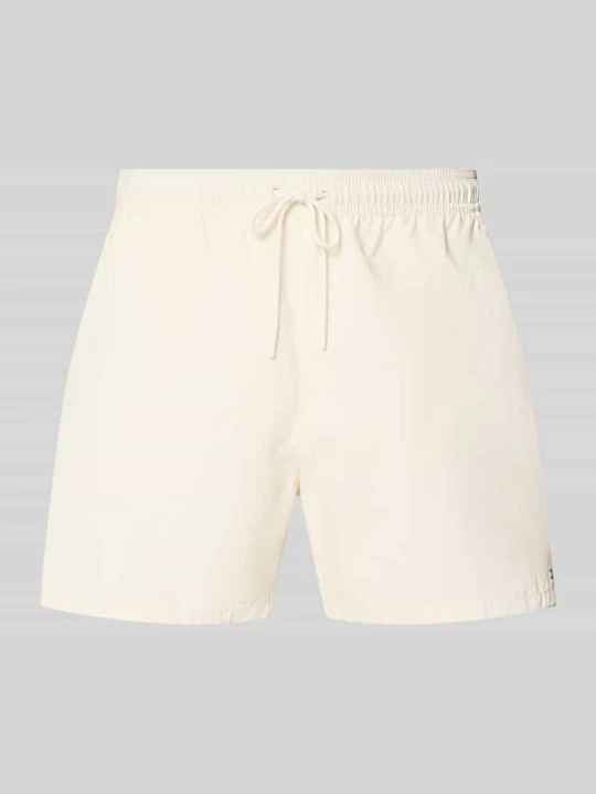 Zdjęcie produktu Spodenki kąpielowe o kroju regular fit z wyhaftowanym logo Tommy Hilfiger Biały