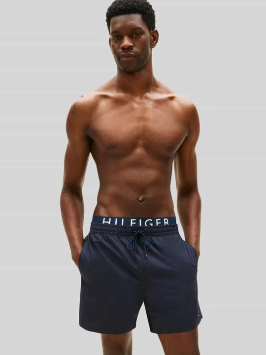 Zdjęcie produktu Spodenki kąpielowe z paskiem z logo Tommy Hilfiger Granatowy
