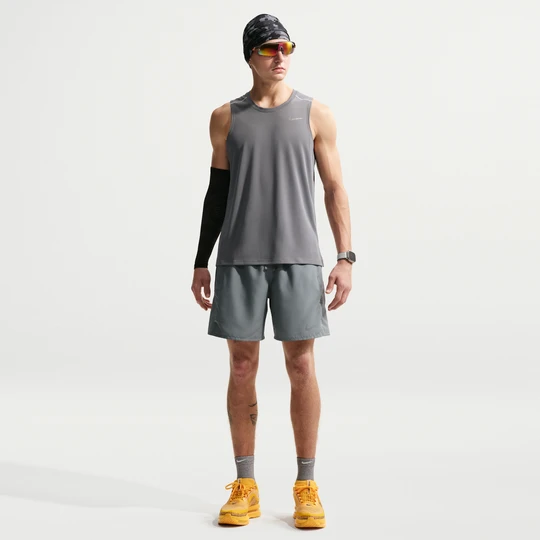 Zdjęcie produktu Spodenki męskie do biegania z wszytą bielizną Nike Miler Dri-FIT 18 cm - Szary