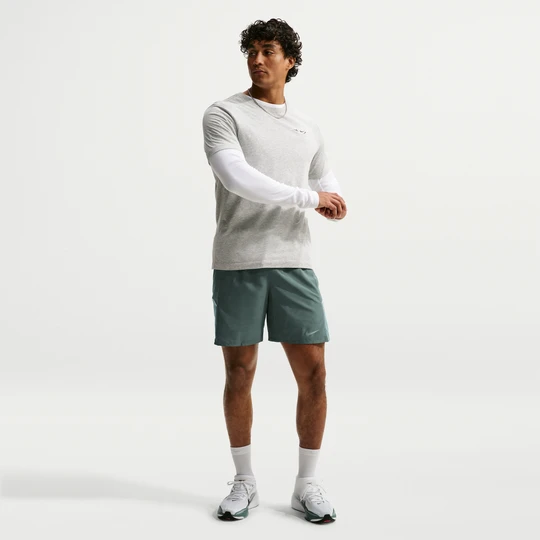 Zdjęcie produktu Spodenki męskie do biegania z wszytą bielizną Nike Miler Dri-FIT 18 cm - Zieleń