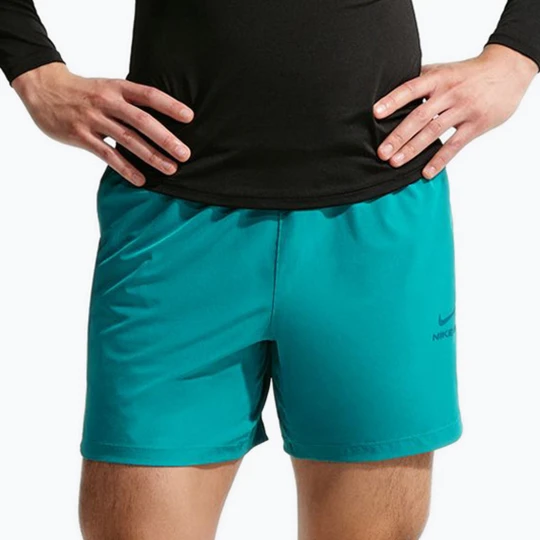 Zdjęcie produktu Spodenki męskie Nike Pro Training Dri-Fit 6" energy / bright spruce Zielony