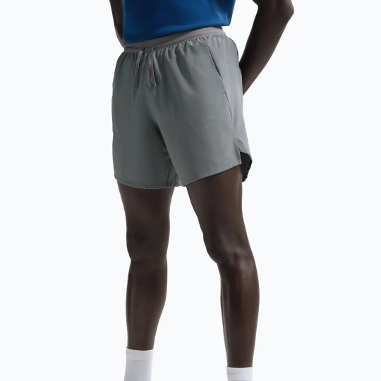 Zdjęcie produktu Spodenki do biegania męskie Nike Stride Dri-Fit Brief-Lined 7" smoke grey