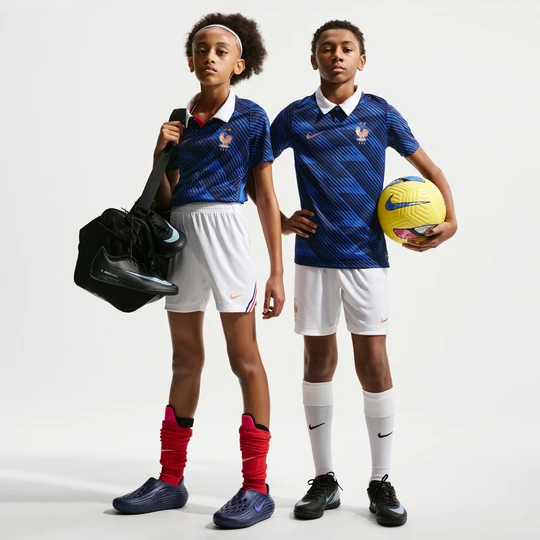 Zdjęcie produktu Spodenki piłkarskie dla dużych dzieci Nike Dri-FIT FFF Stadium 2026 (wersja domowa) – replika - Biel