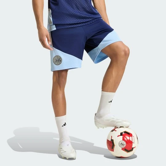 Zdjęcie produktu Spodenki treningowe Ajax Amsterdam 26 / 27 Tiro26 Adidas niebieski