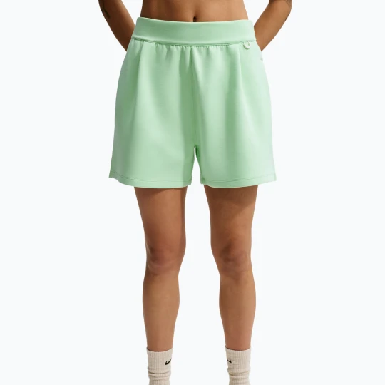 Zdjęcie produktu Spodenki treningowe damskie Nike 24.7 ImpossiblySoft cucumber calm/illusion green