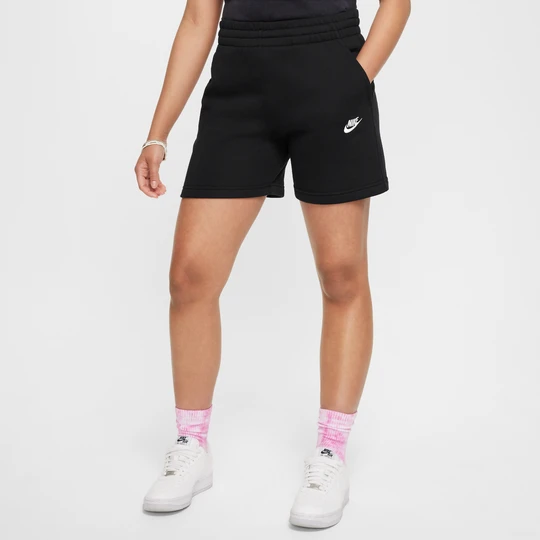 Zdjęcie produktu Spodenki z dzianiny dresowej dla dużych dzieci (dziewcząt) Nike Club Fleece 12, 5 cm - Czerń