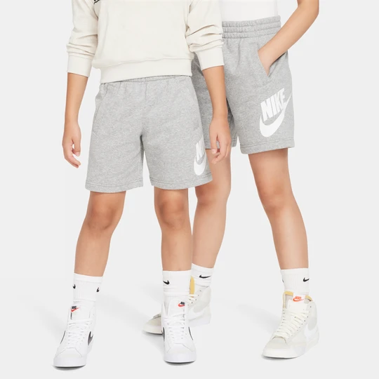 Zdjęcie produktu Spodenki z dzianiny dresowej dla dużych dzieci Nike Club Fleece - Szary