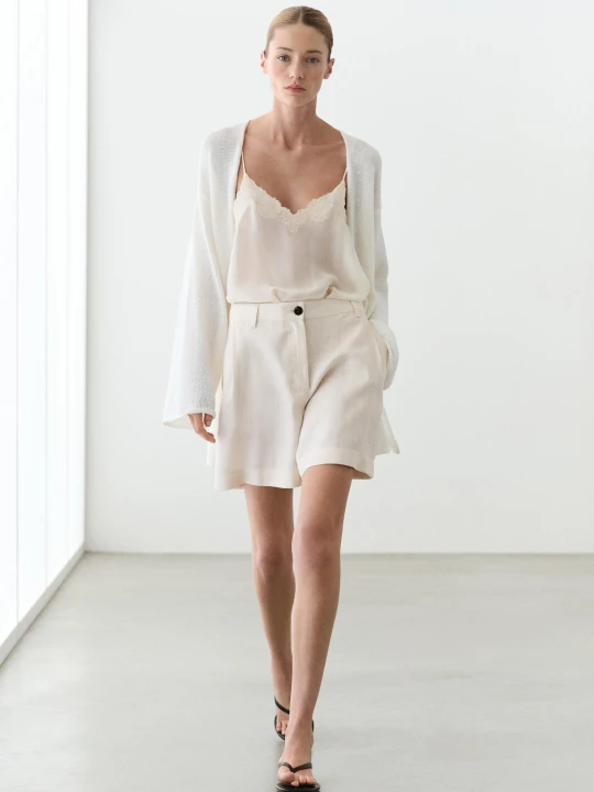 Zdjęcie produktu Spodenki Ze 100% Lnu Z Zakładkami - Biały Złamany - Massimo Dutti - Female