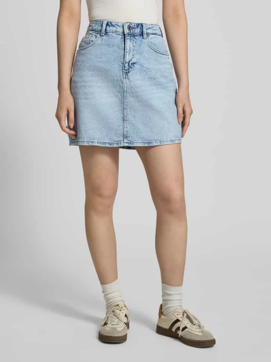 Zdjęcie produktu Spódnica jeansowa o kroju regular fit z mieszanki bawełny model 'TESSA' Vero Moda Jeansowy niebieski