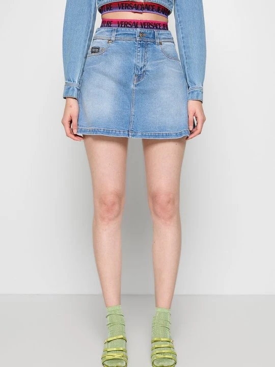 Zdjęcie produktu Spódnica jeansowa Versace Jeans Couture niebieski