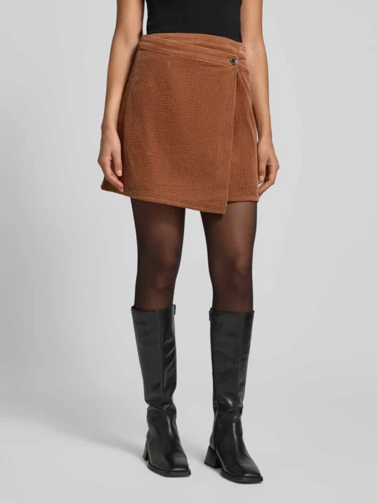 Zdjęcie produktu Spódnica kopertowa ze sztruksu model 'cortes’ Gestuz Camel