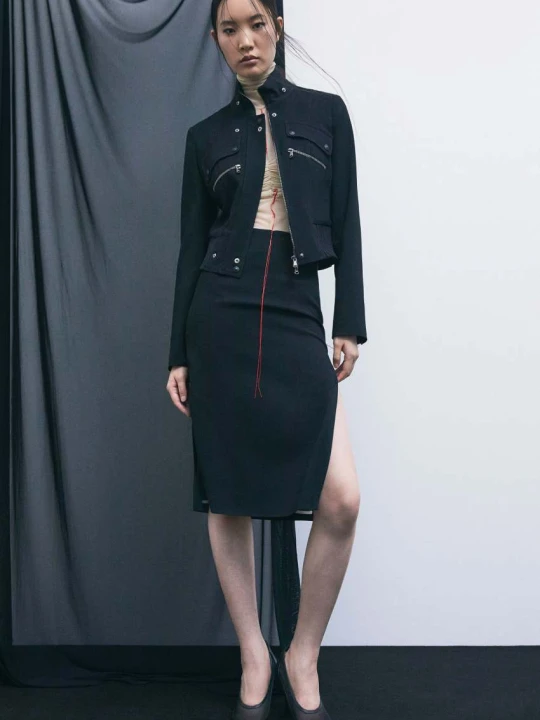 Zdjęcie produktu Spódnica midi „My SKIN Tailoring” z krepy z rozcięciami Patrizia Pepe czarny