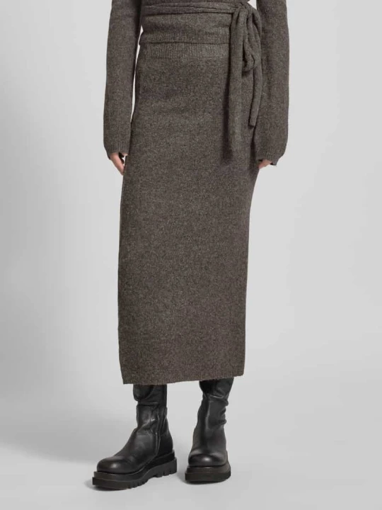 Zdjęcie produktu Spódnica midi o kroju slim fit z imitacji dzianiny model ‘Julienne’ LeGer Ciemnobrązowy