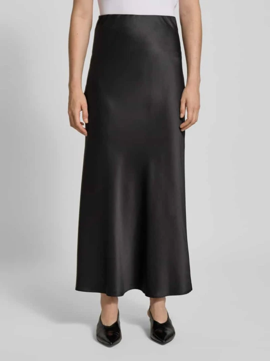 Zdjęcie produktu Spódnica midi rozkloszowana z elastycznym pasem model ‘MERLE’ Vero Moda Czarny