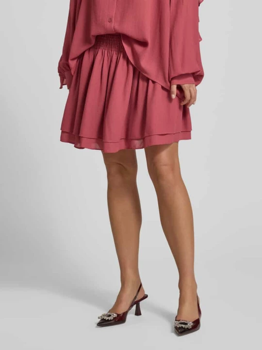 Zdjęcie produktu Spódnica mini z fakturą krepy model ‘SMILE’ Essentiel Antwerp Brudnoróżowy