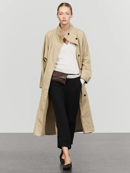 Zdjęcie produktu Spodnie Capri Z Wywiniętymi Nogawkami - Czarny - Massimo Dutti - Female