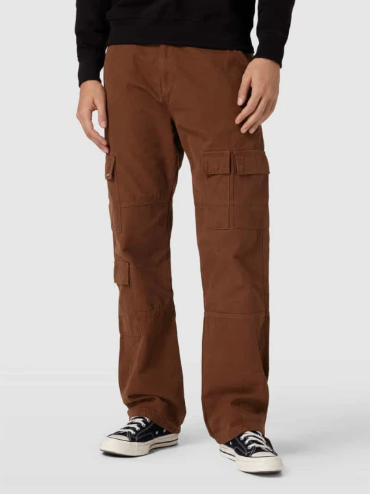 Zdjęcie produktu Spodnie cargo o kroju regular fit z aplikacją z logo model ‘Multi Pocket’ EIGHTYFIVE Czekoladowy
