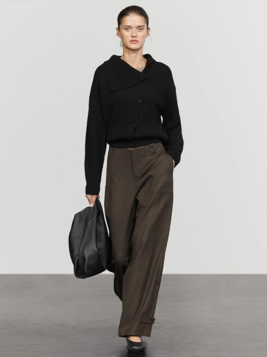 Zdjęcie produktu Spodnie Cargo Z Flanelowej Tkaniny, Zamsz - Szarobrązowy - Massimo Dutti - Female