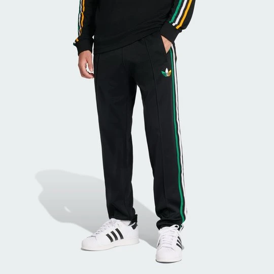Zdjęcie produktu Spodnie Celtic FC. St. Patricks Day Adidas czarny