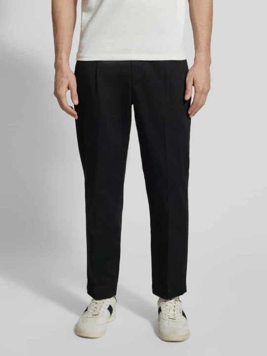 Zdjęcie produktu Spodnie chino z mieszanki bawełny, krój regular fit, model 'TAAMIR PLEATED' ARMEDANGELS Czarny