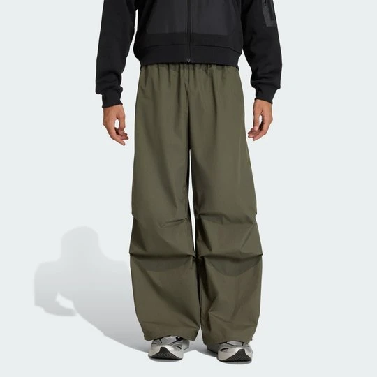 Zdjęcie produktu Spodnie City Tech Woven Pants Adidas Olive Strata