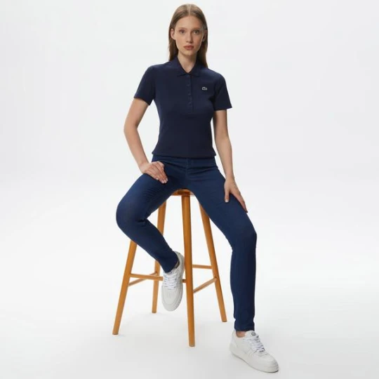 Zdjęcie produktu Spodnie damskie Lacoste